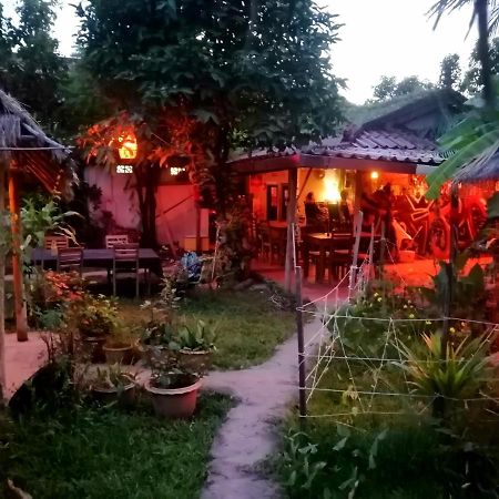 Tortuga Guesthouse Кампот Экстерьер фото