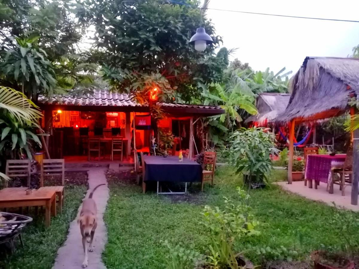 Tortuga Guesthouse Кампот Экстерьер фото