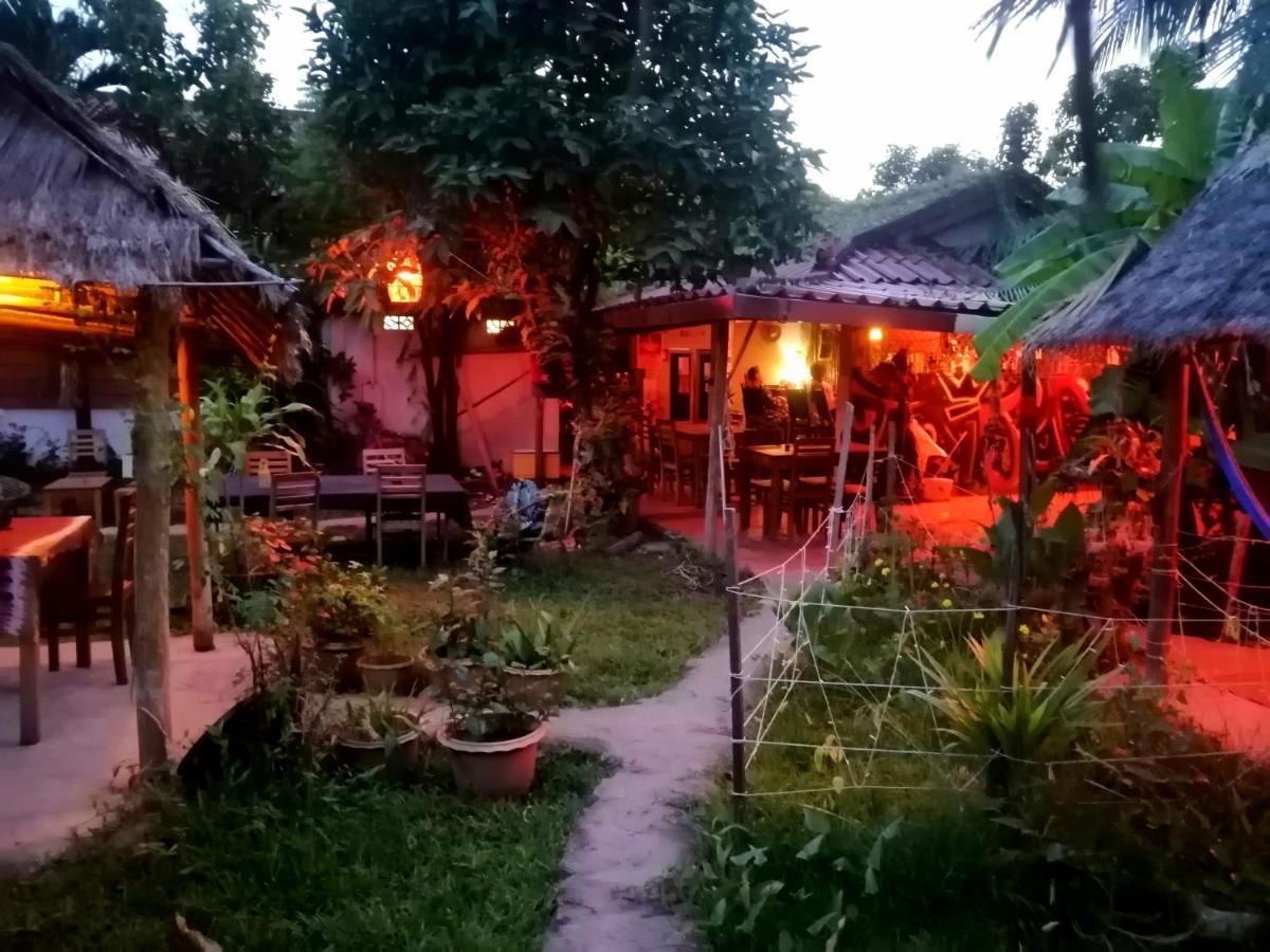 Tortuga Guesthouse Кампот Экстерьер фото